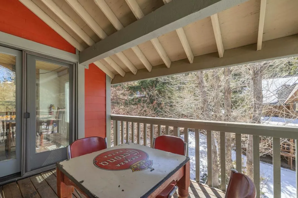 43063 Goldmine Woods Lane, Big Bear, California 92315 home-pic-4